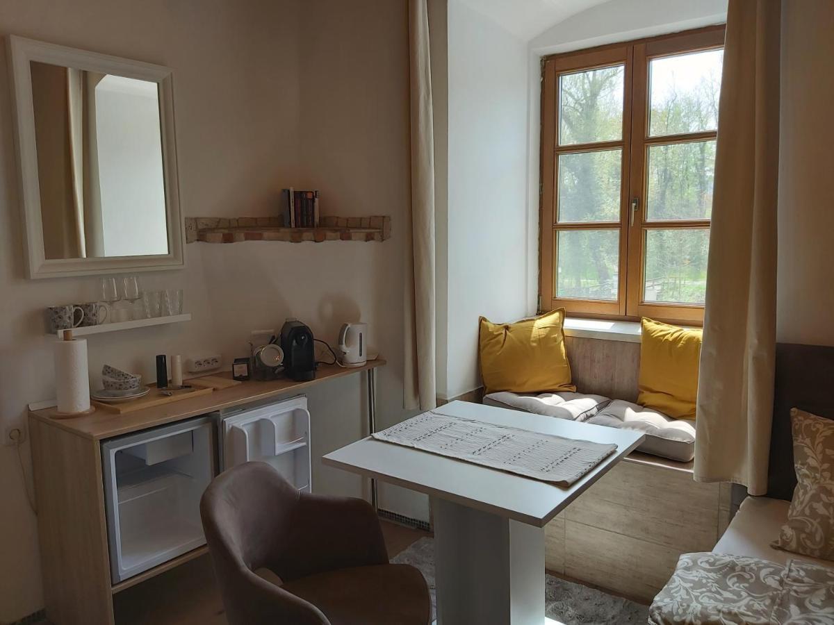 Zimmer Donaustrand Leiben 외부 사진